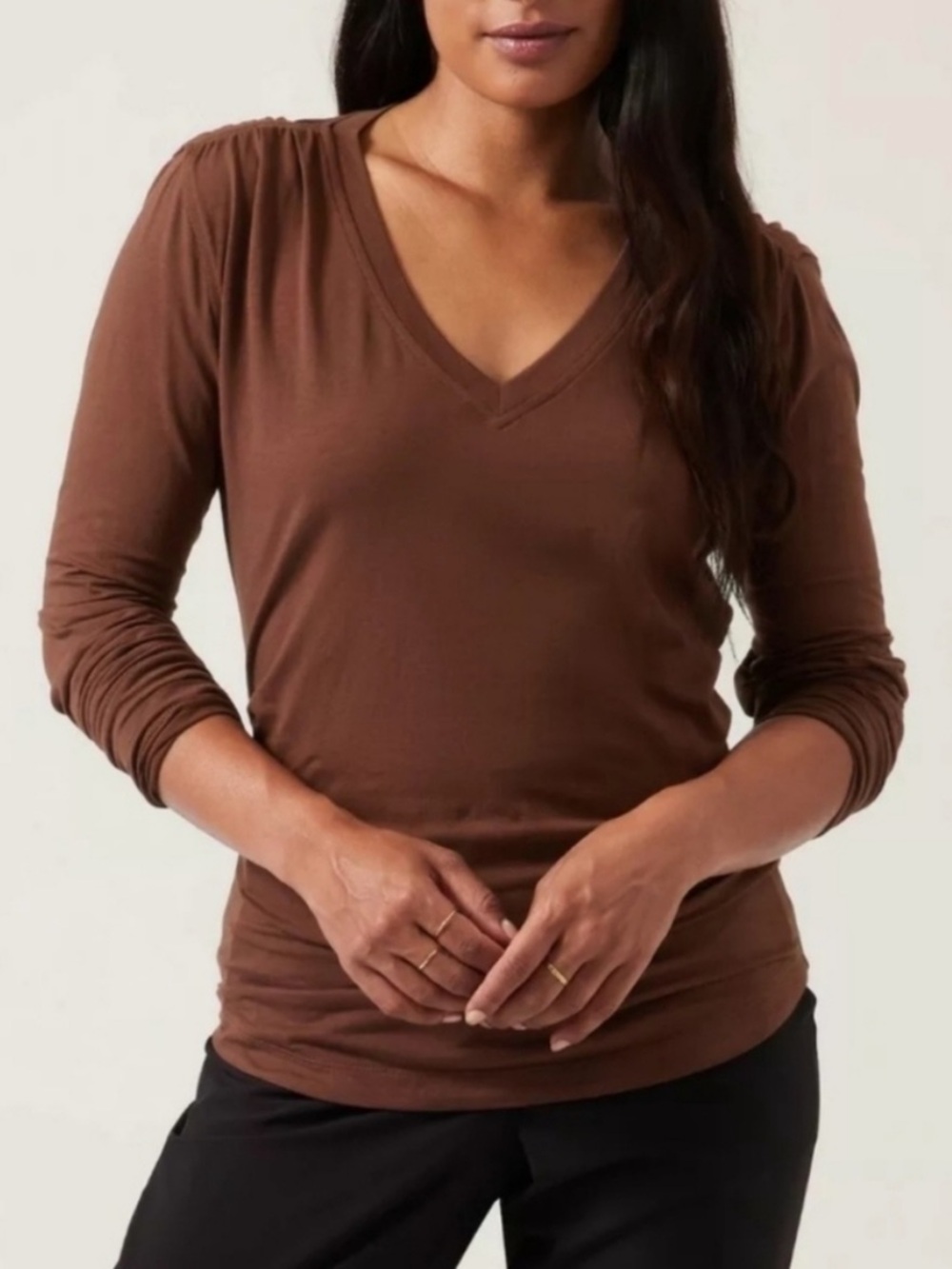 Athleta Long Sleeve Outbound V-Neck Top in Chocolate Brown. Ruching on sides